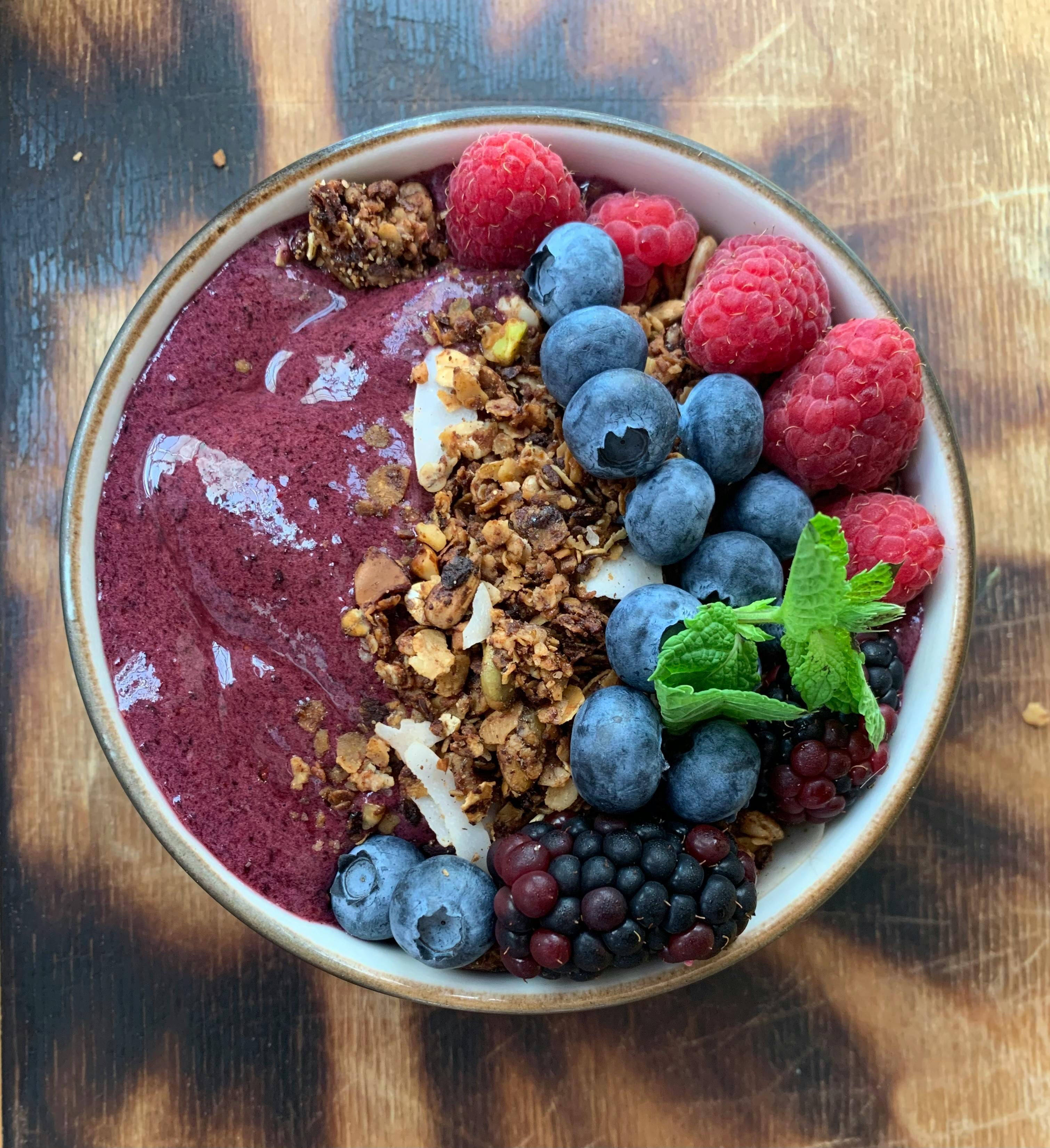 Açaí Bowl — smoothies recipe plated