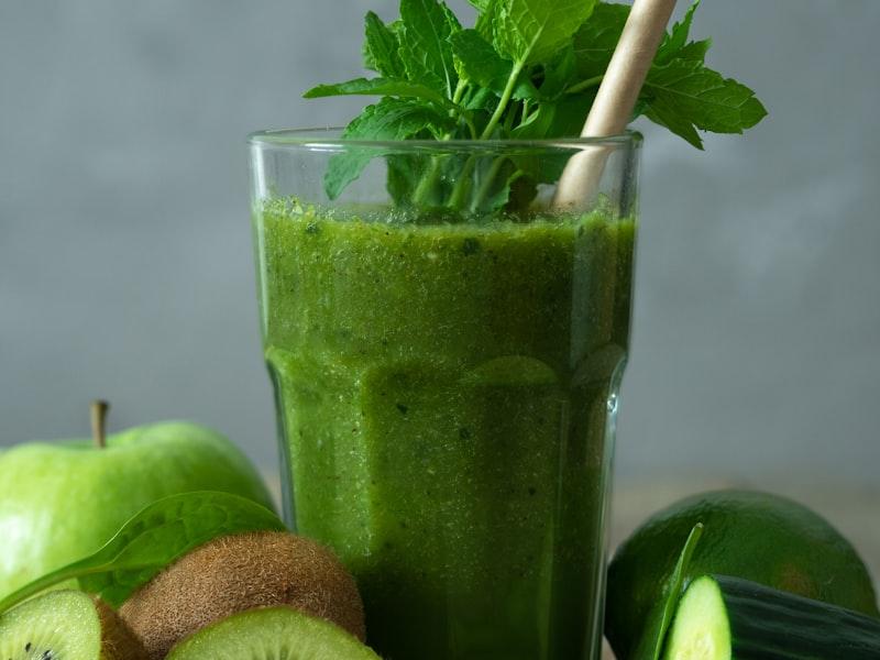 Spinach Pineapple Ginger Smoothie — Smoothies recipe plated